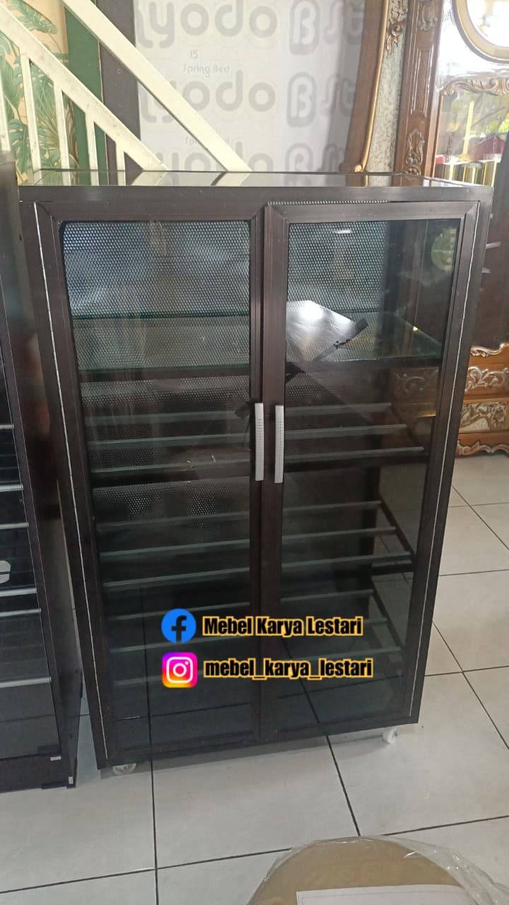 RAK SEPATU ALMU KECIL