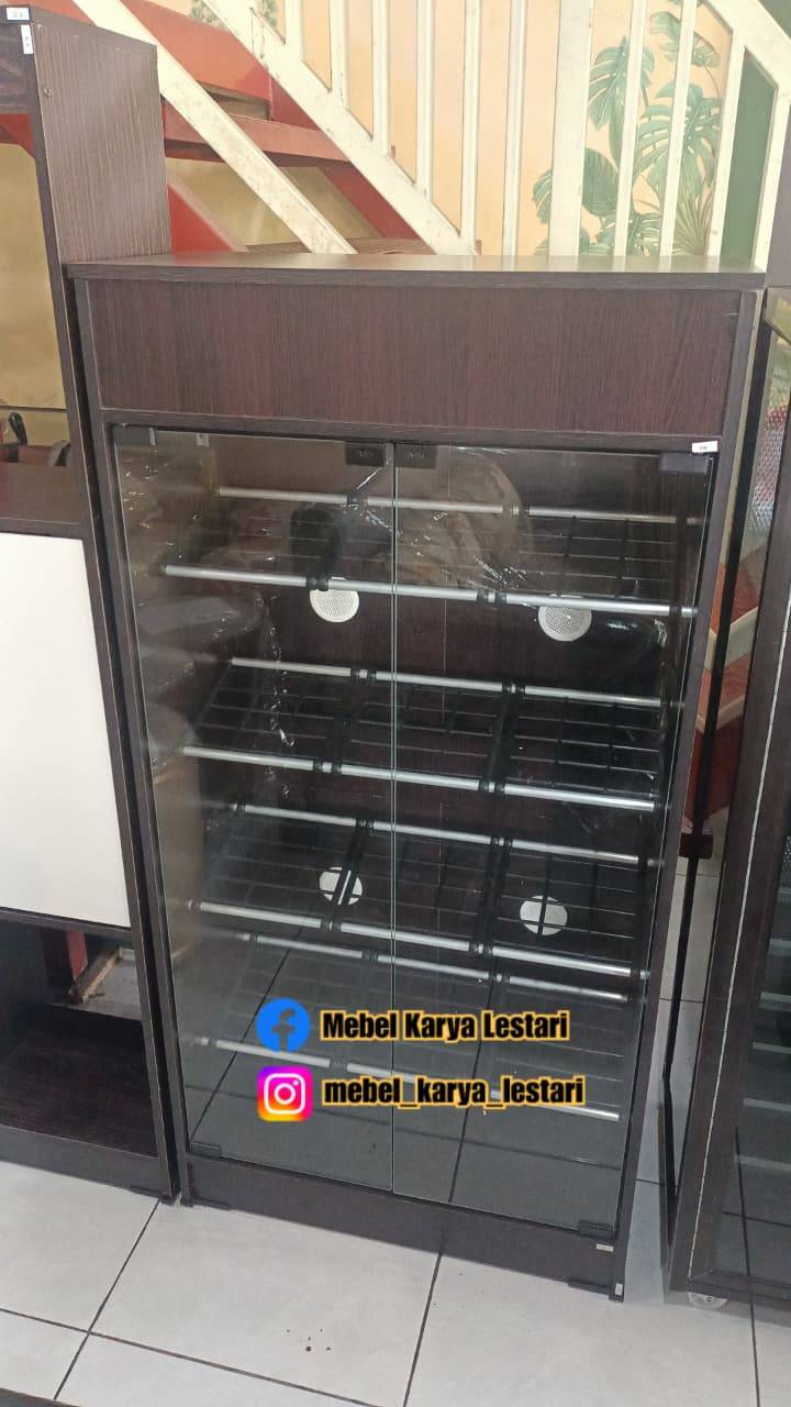 RAK SEPATU B-STYLE