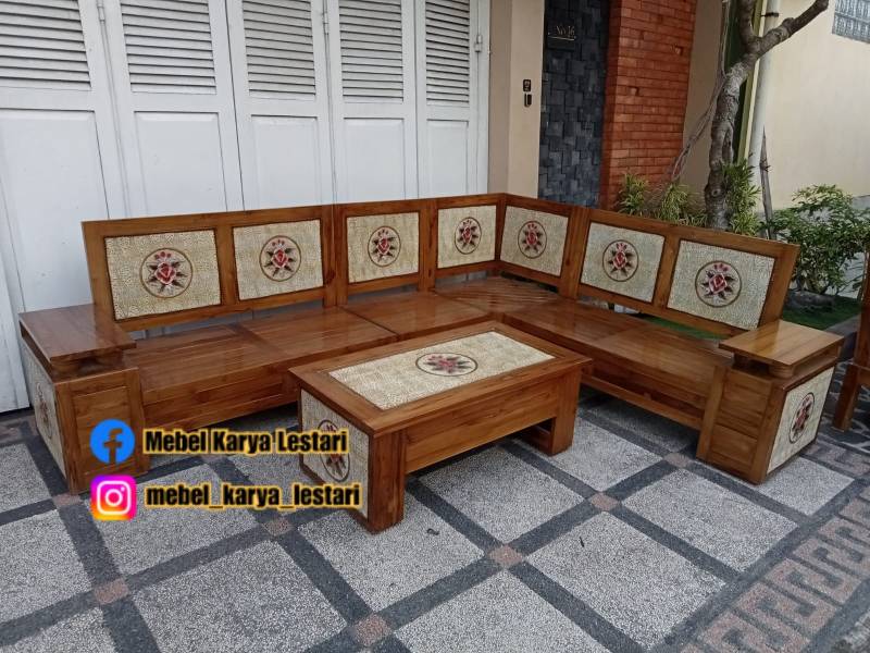 KURSI SUDUT JATI MINIMALIS BOLA EXTRA LACI