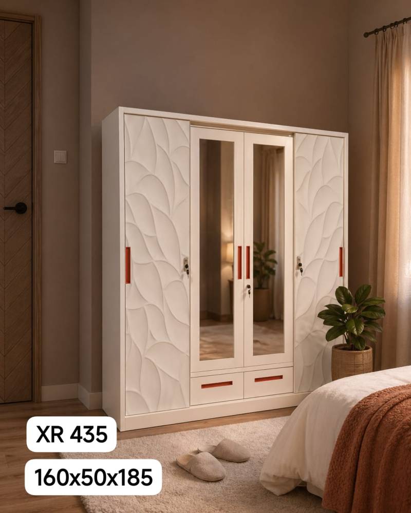 LEMARI BESI P4 XR435